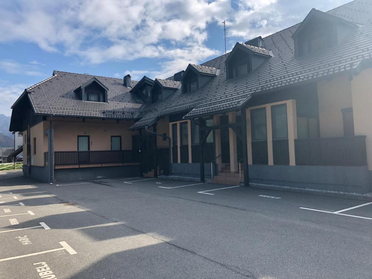 Apartament Sport & Sunny Cosy Alpine Retreat Kranjska Gora Zewnętrze zdjęcie